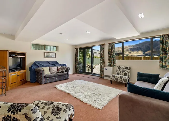 Holiday home The Lookout - Wanaka