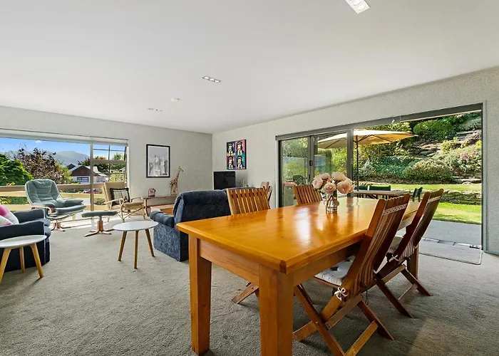 Holiday home The Lookout - Wanaka