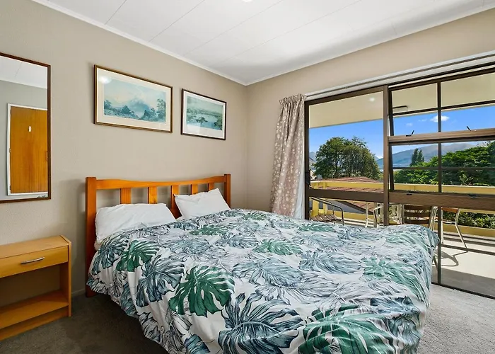 The Lookout - Holiday home Wanaka